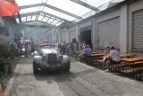 Oldtimer im Walzwerk, Münchenstein 2025