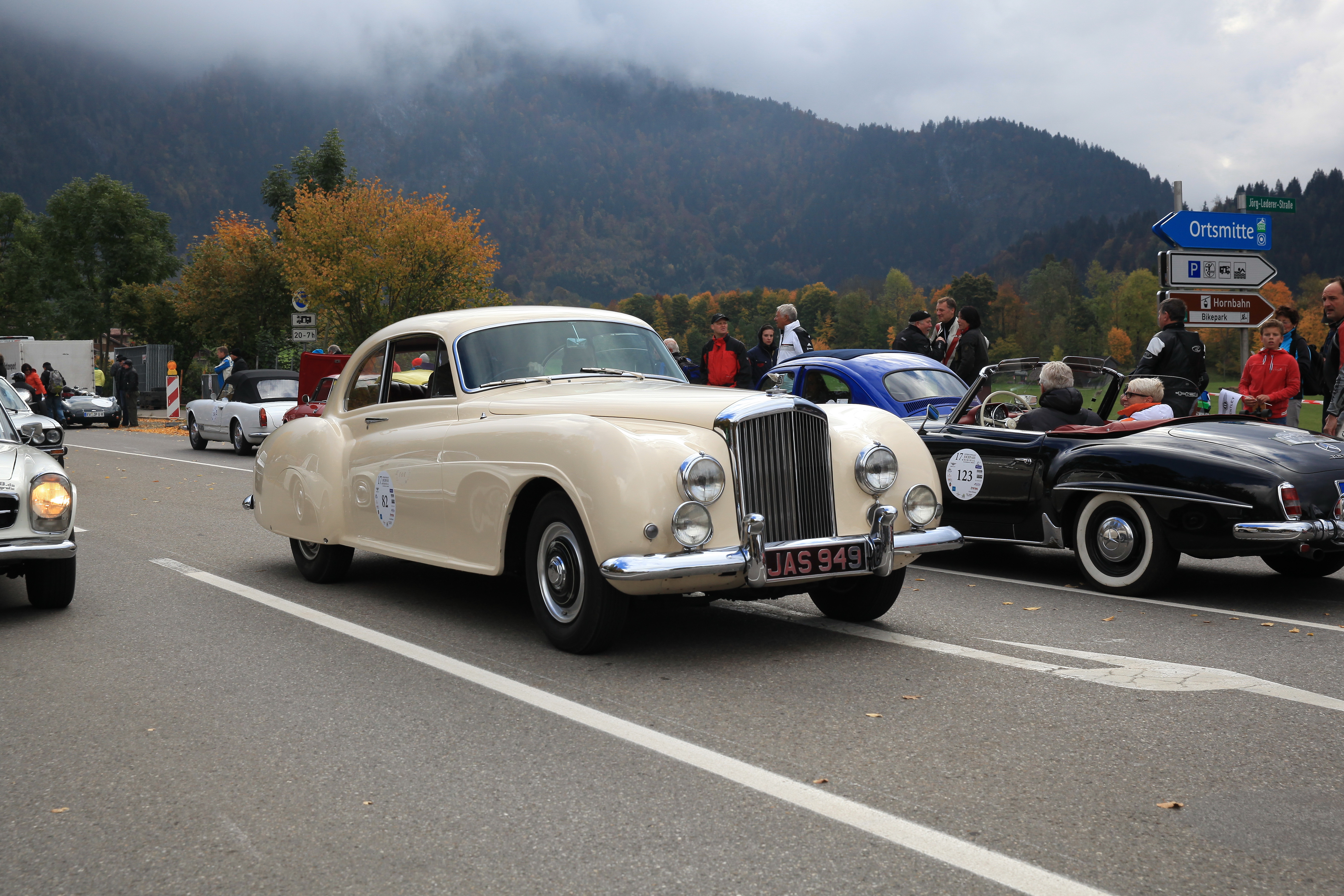 Jochpass Memorial