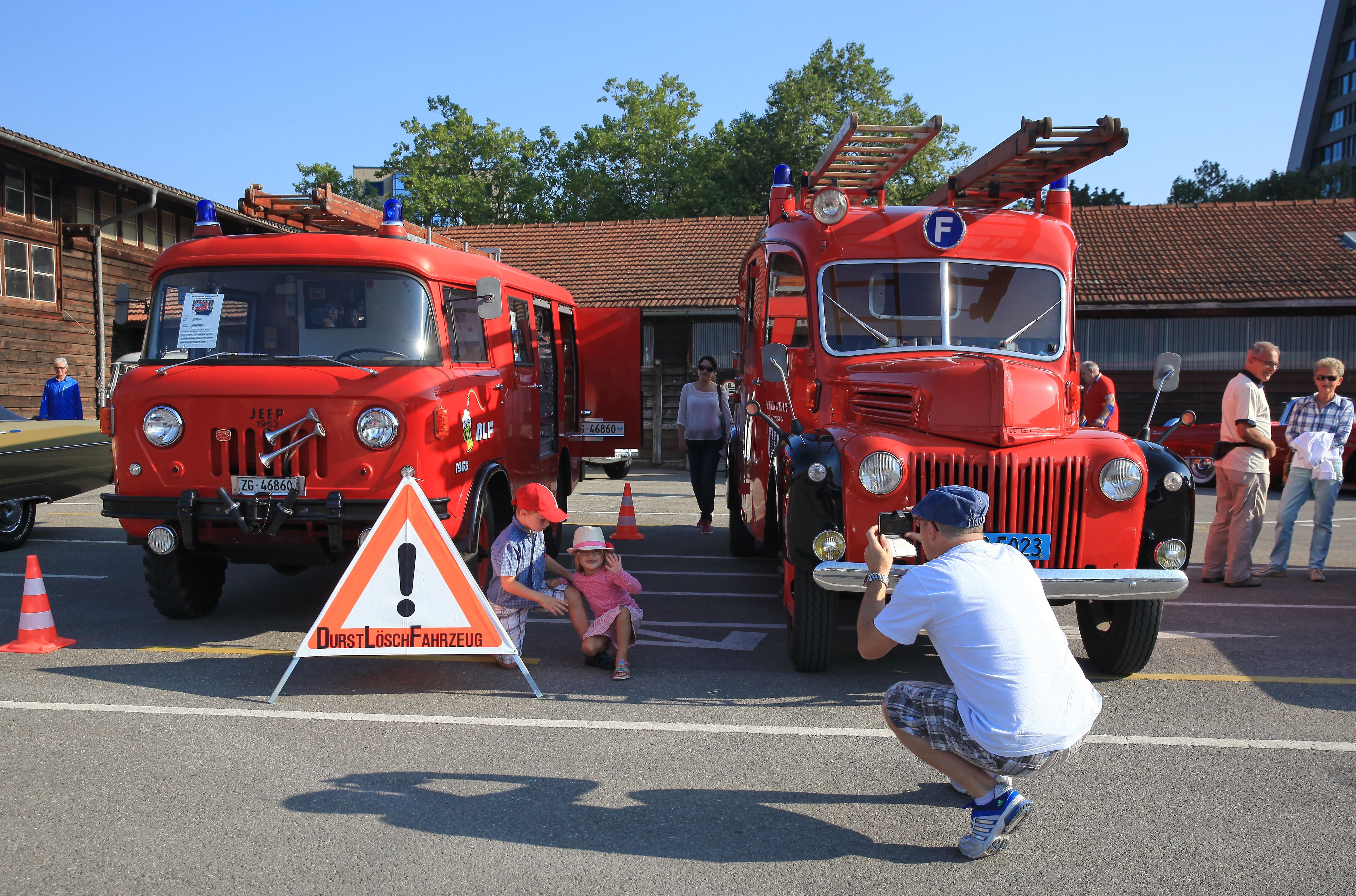 Oldtimer Sunday Morning Treffen Zug