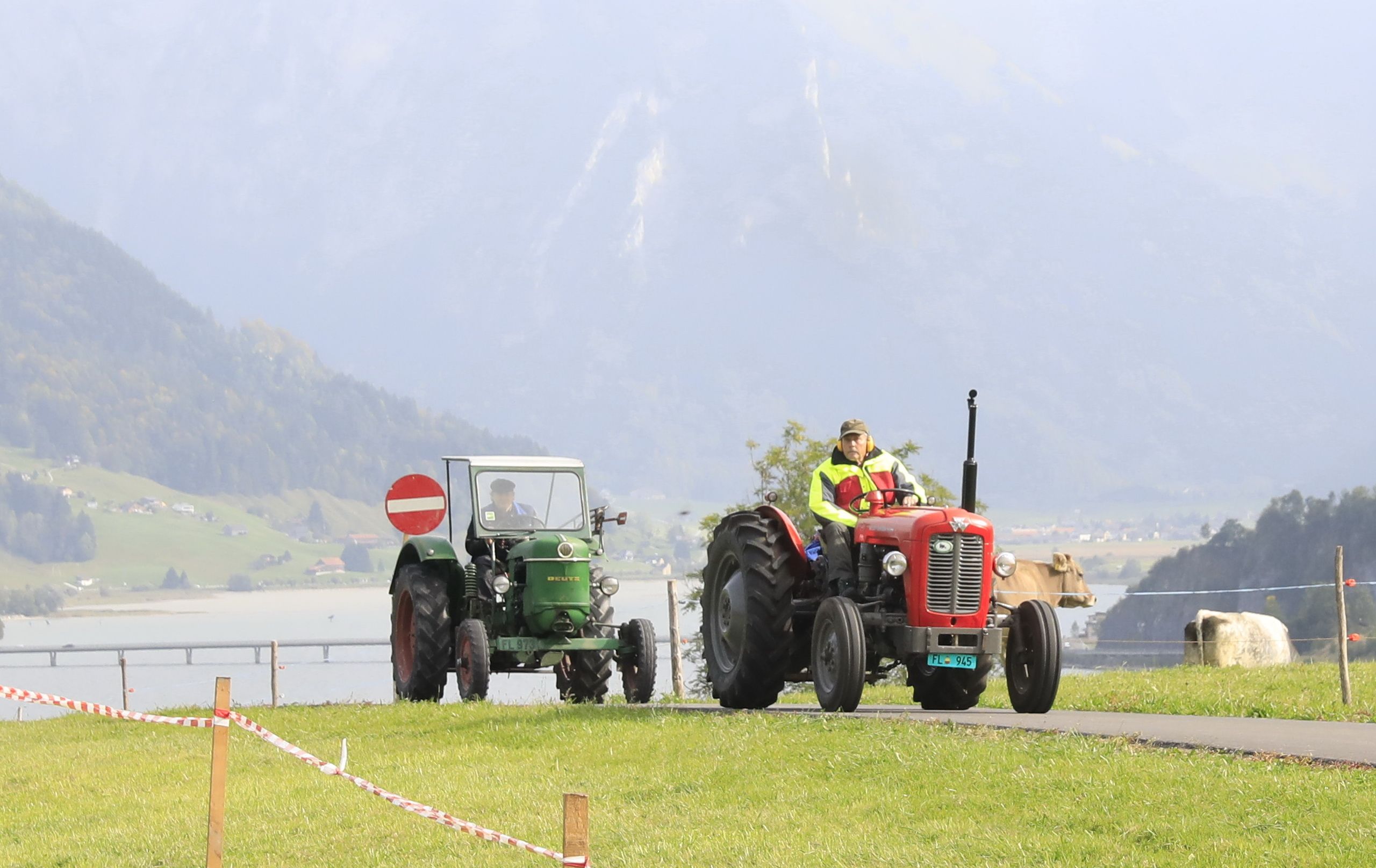 Traktoren-Oldtimer-Treffen