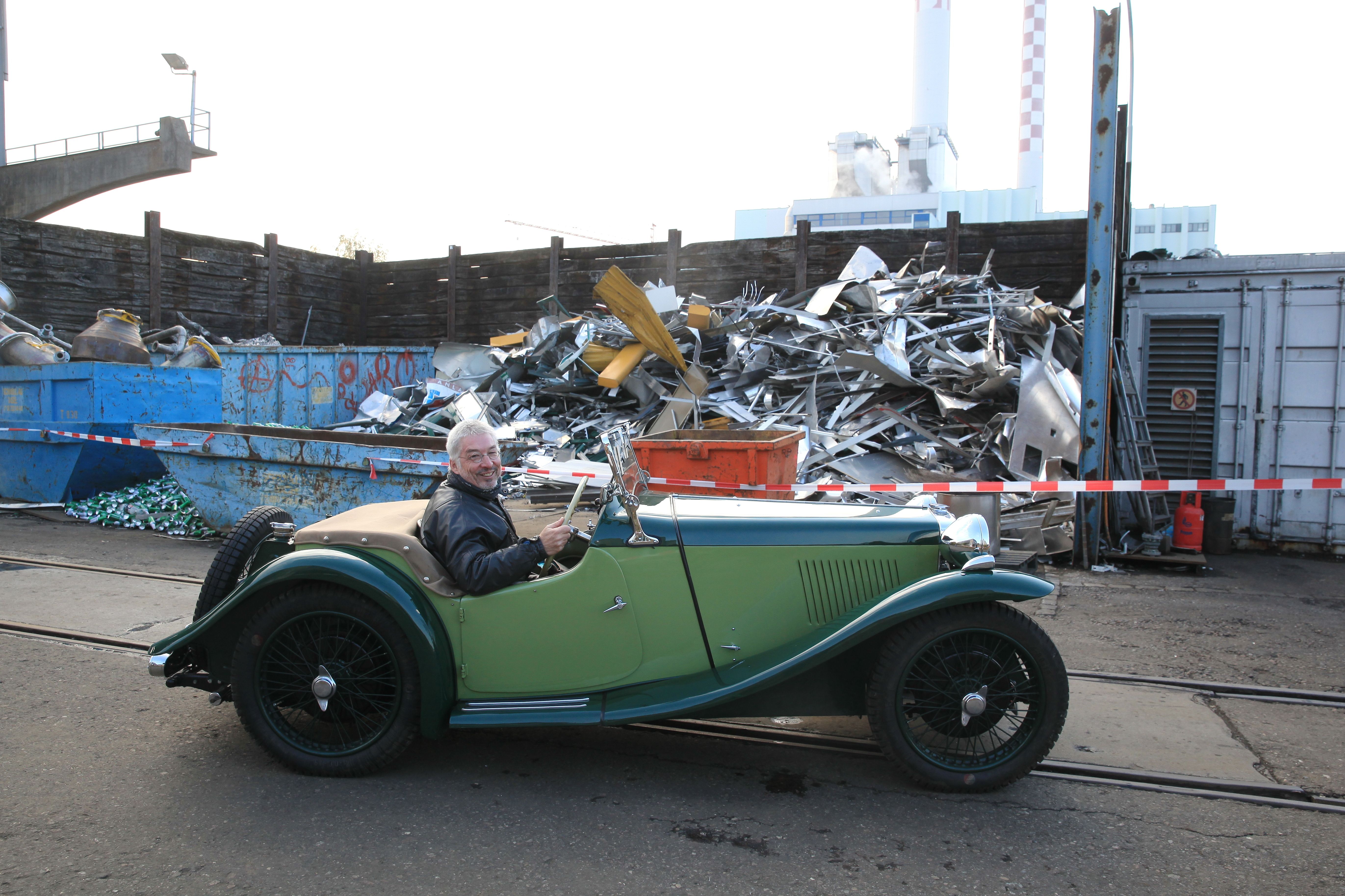 Oldtimerfahrt durchs Lysbüchelareal, Basel